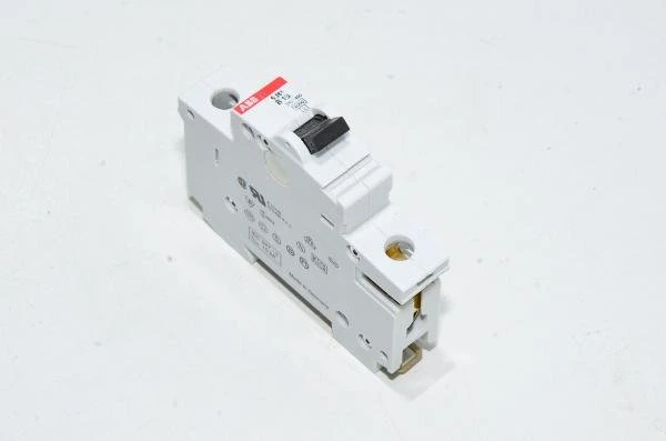 10A 1-vaihe B-tyypin automaattisulake / johdonsuojakatkaisija ABB S261 B10 230VAC / 400VAC