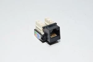AMP 406372-2 Keystone paikalleen napsautettava CAT5e LAN liitinmoduuli *uusi*