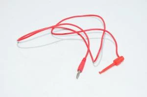 4mm banaaniplugi - pieni jousitoiminen mittakoukku, punainen, 1m, ei eristetty, silikoni mittajohto *uusi*