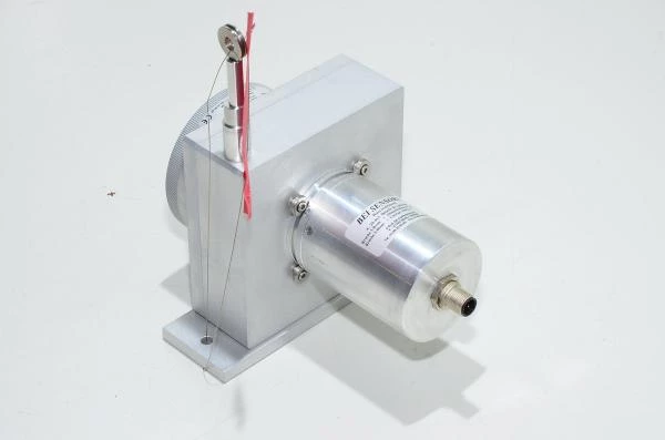 BEI Sensors CD115-3000-0-3000-i420-l15-l4-OP-IP67 draw wire sensor, 3000mm, 4-20mA, 4pin A-coded male M12 connector *new*