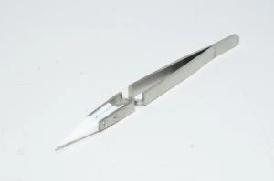 140x8mm käänteisesti toimivat ruostumattomat teräspinsetit 42mm suorilla valkoisilla mattapintaisilla keraamisilla pinsetinkärjillä *uusi*