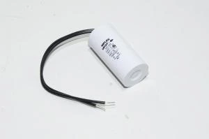 Miflex MKSP-5P I150V530K-G1 3µF/500VAC 25x51mm moottorin käyntikondensaattori 100mm johdoilla *uusi*