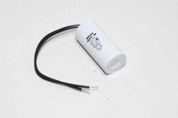 Miflex MKSP-5P I150V530K-G1 3µF/500VAC 25x51mm moottorin käyntikondensaattori 100mm johdoilla *uusi*