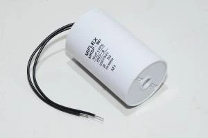 Miflex MKSP-5P I150V635K-G10 35µF/450VAC 50x78mm moottorin käyntikondensaattori 100mm johdoilla *uusi*