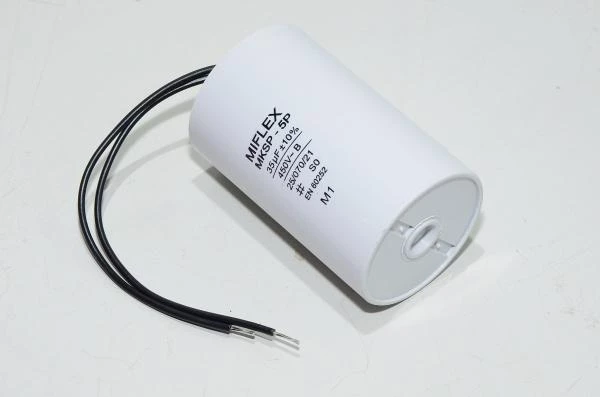 Miflex MKSP-5P I150V635K-G10 35µF/450VAC 50x78mm moottorin käyntikondensaattori 100mm johdoilla *uusi*