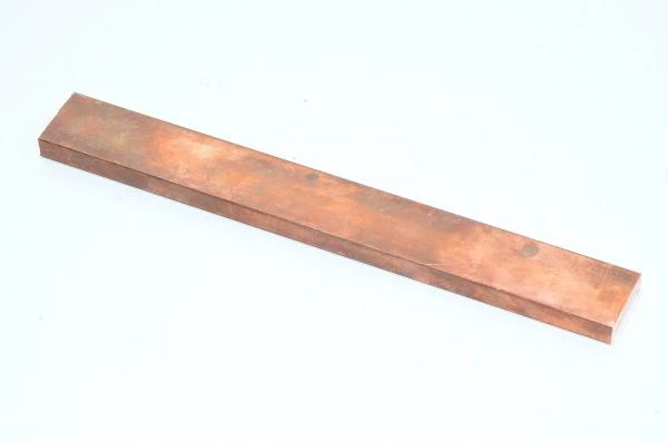 Cu 30x10mm 300mm² copper busbar, length 241mm