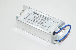 Rasmi A1000-FIV1010-RE 1-vaiheinen RFI suodin 10A 250VAC *uusi*