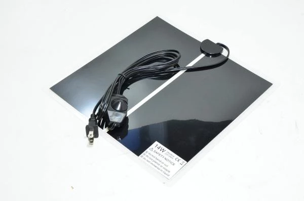 14W 3,35kΩ 230V 30-35°C heat mat with power controller 280x280mm, polarized NEMA 5-15 USA plug, 1.4m cable *new*