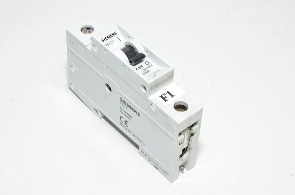 63A 1-vaihe C-tyypin automaattisulake / johdonsuojakatkaisija Siemens 5SX21 C63 230VAC / 400VAC      