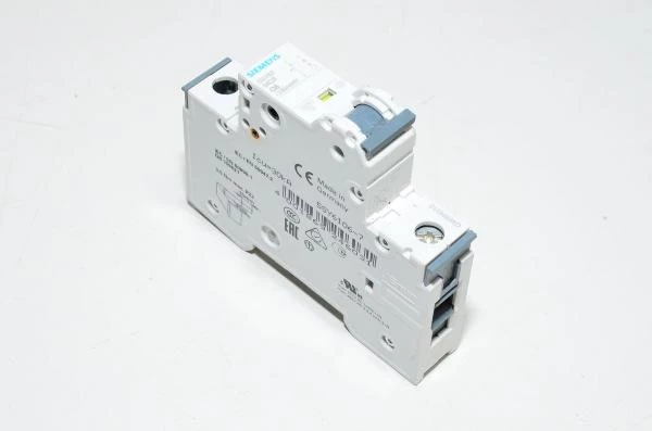 6A 1-vaihe C-tyypin automaattisulake / johdonsuojakatkaisija Siemens 5SY61 C6 230VAC / 400VAC, harmaa vipu