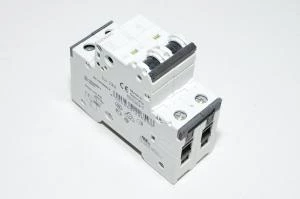 63A 2-vaihe C-tyypin automaattisulake / johdonsuojakatkaisija Siemens 5SY62 C63 230VAC / 400VAC, musta vipu