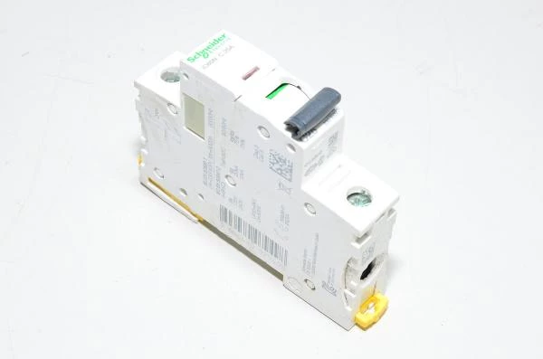 25A 1-vaihe C-tyypin automaattisulake / johdonsuojakatkaisija Schneider Electric iC60N Acti9 A9F74125 C25A 230VAC / 400VAC