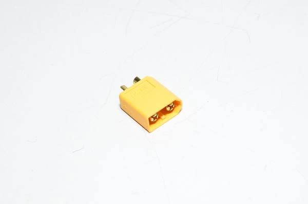 XT60-M keltainen 2pin uros virtaliitin kuorella, 500VDC, 30/60A *uusi*