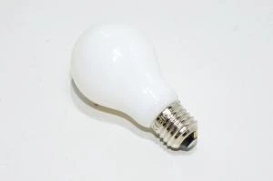 E27 200-240VAC 9W 800lm 360° 3000K warm white Star Trading 375-41-2 LED lamp *new*