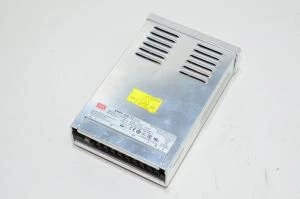 Mean Well ERPF-400 kytkentävirtalähde, 12VDC, 400W 30A 