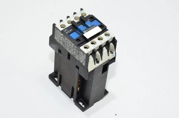 Telemecanique LP1D1201BD 25A / 690VAC 24VDC 3x NO + 1x NC contactor *DIN rail mounting broken*