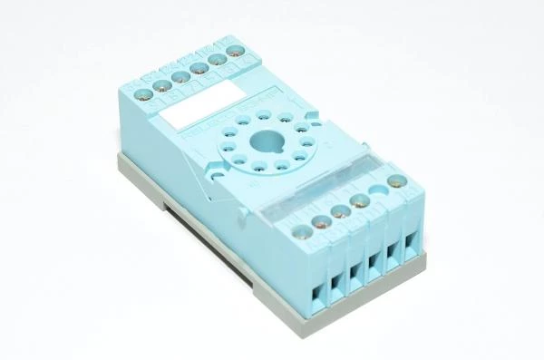11-pin Sub-Magnal B11A pyöreä relekanta Releco S3-MP