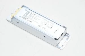 Helvar L30A-P230 magneettinen kuristin yhdelle 30W loisteputkelle