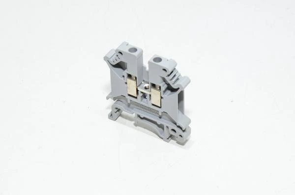 Phoenix Contact UK 5 N 3004362 4mm² 800V 32A gray single-level feed-through terminal block with screw connection