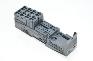 Siemens Simatic DP TM-E30S44-01 6ES7193-4CG20-0AA0 päätemoduuli