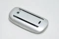 Apple Magic Mouse -hiiri, Bluetooth *muoviset pehmustelistat puuttuvat pohjasta*