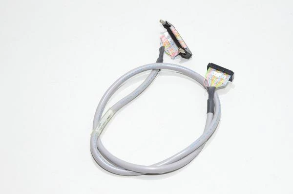 Omron connecting cable XW2Z-100J-A1 for use with XW-series PLC units