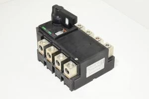 Merlin Gerin Interpact IN250 päävirtakytkin 3-vaihe 250A 690V