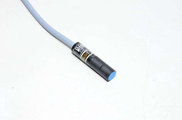 Festo SMEO-4-K-LED-24 15708 magneettinen läheisyysanturi *uusi*