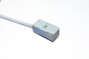 Festo SMEO-1-LED-24-K5-B 151672 magneettinen läheisyysanturi *uusi*