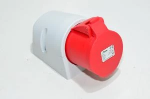 BizLine 701130 seinäasennus pistorasia 32A 5p 415V 6h voimavirtaliitin, IP44 M25 *uusi*