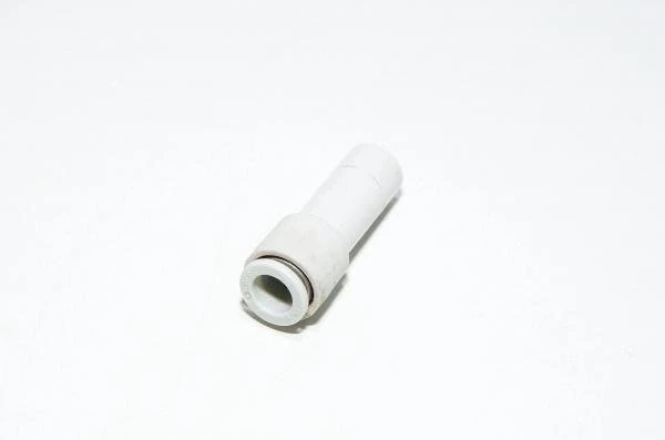 SMC KQ2R08-12 plug-in straight reducer / converter 12mm - 8mm quick fitting connector