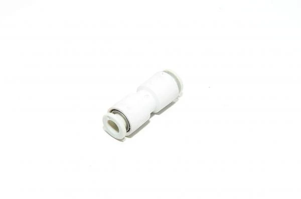 SMC KQ2H04-00 4mm I-liitin / I-sovitin / jatkopala / pikaliitin samoille putkihalkaisijoille