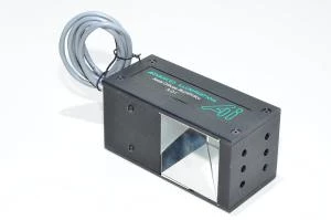 Advanced illumination AI DL2449-66024 2x2” Aksiaalinen diffusoiva valaisin 24VDC punainen LED rikkinäisellä peilillä + diffuuserilasilla, 1x sivulasi