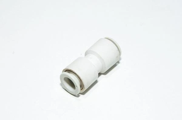 SMC KQ2H10-00 10mm I-liitin / I-sovitin / jatkopala / pikaliitin samoille putkihalkaisijoille