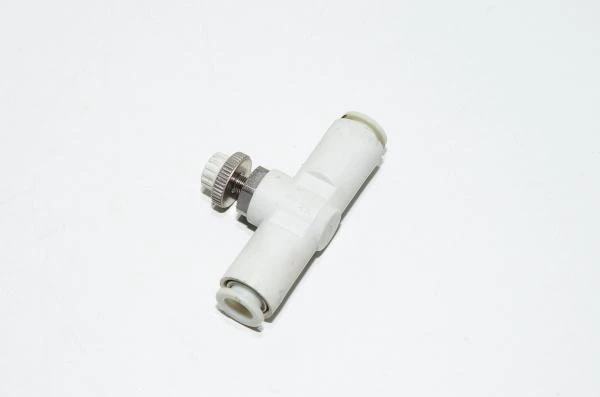 SMC AS2051F-08 in-line type one-way restrictor / speed controller with 8mm quick connectors for tube