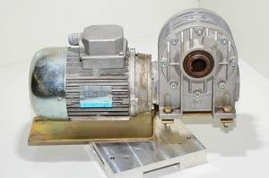 650W Bonfiglioli group:n BN 80 B 6 mallin moottori + Siti:n MI 70 B vaihteisto 100/1 välityksellä