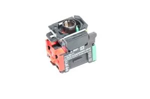 Telemecanique Square D type D class 9001 contact block assembly 9001-DA11 + DFSN, 1x NC contacts (normally closed) 1x NO contacts (normally open) and BA9S lamp socket