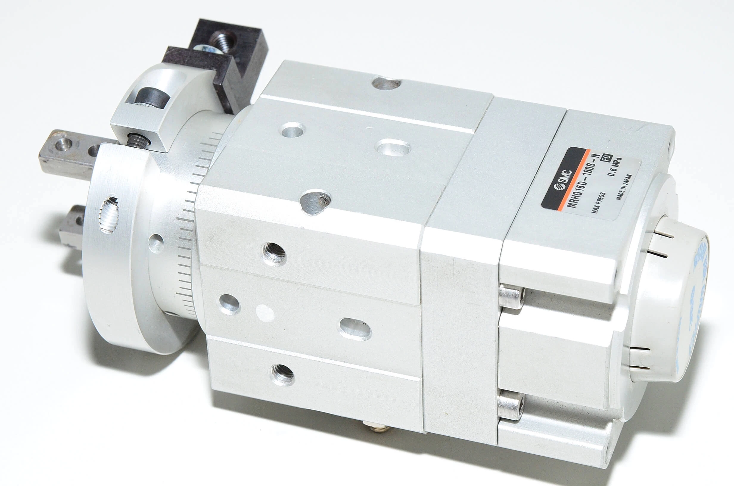 SMC MRHQ16D-180S-N Rotary air gripper with 2 fingers