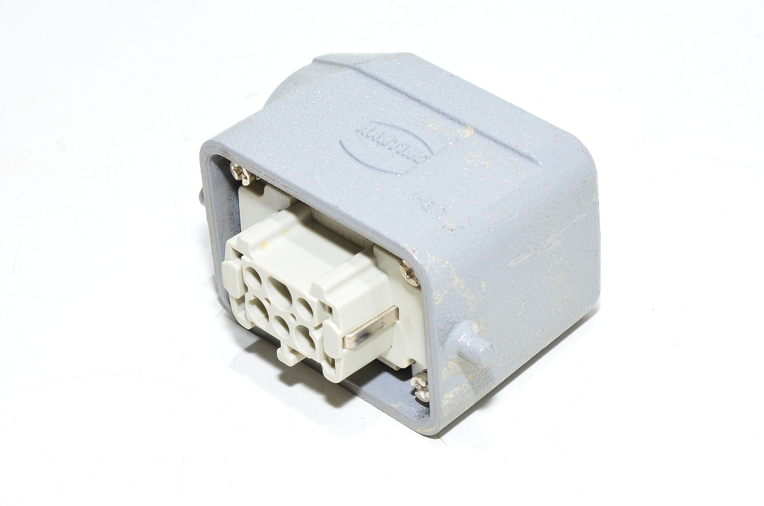 Harting heavy duty power Han 06EF 16A female connector with housing Han 6B