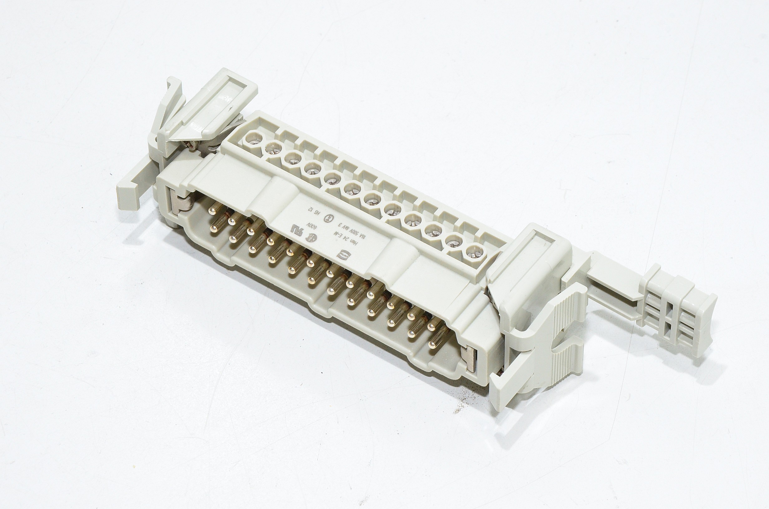 Harting heavy duty power Han 24E-M 16A male connector