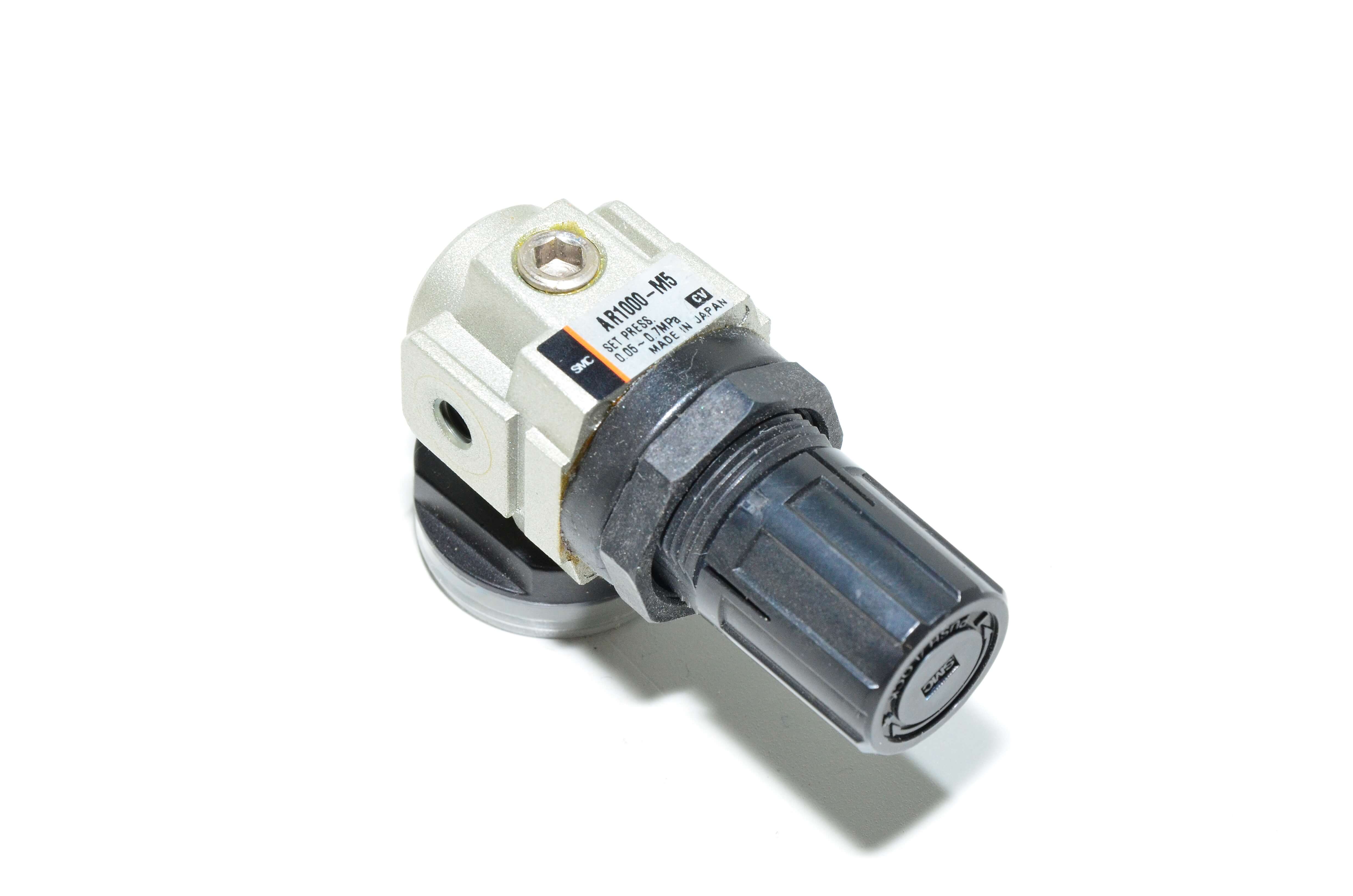SMC AR1000M5 + G2710R1 compressed air regulator unit with pressure meter