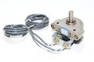 Festo DSR-16-180-P 11910 semi-rotary drive, with keyway drive shaft + sensor mounting bracket + 2x Omron E2EG-X1R5C1 NPN sensors
