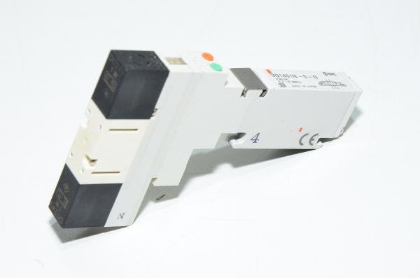 SMC VQ1401N-5-Q 5/3 -24VDC solenoid valve unit with rubber seal and 3 postions (exhaust center position) for VQ1000 series magnetic valve manifold