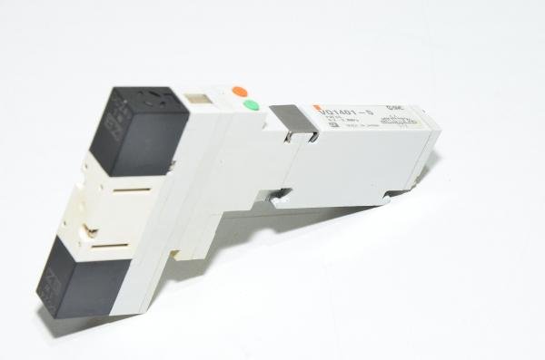 SMC VQ1401-5 5/3 +24VDC solenoid valve unit with rubber seal and 3 postions (exhaust center position) for VQ1000 series magnetic valve manifold