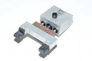 Jousiviritteinen kuulalaakeroitu johdekokoonpano32x17x30mm jossa 7mm liike