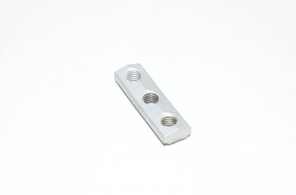 3x M8 pitkä suorakulmainen mutteri T-uraan 50x14x7,4mm