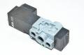 Parker Kuroda RCS2406-02-D24G 5/2 solenoidiventtiili R1/4" porteilla ja 24VDC solenoidikelalla jossa ruuviterminaali