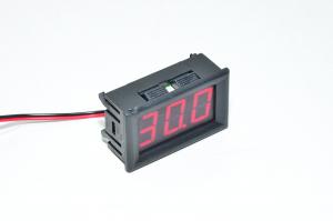 Paneeliasennettava digitaalinen jännitemittari DSN-DVM-568 3-numeroisella punaisella LED näytöllä, 4.5...30VDC *uusi*