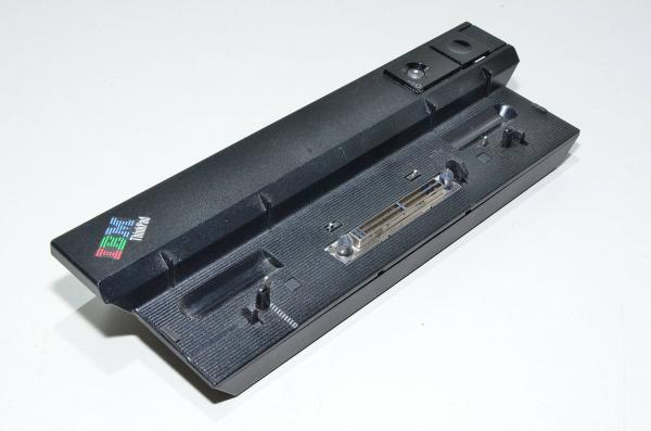 IBM ThinkPad Port Replicator telakointiasema / porttitoistin ThinkPad A/R/T/X sarjoille (02K8668,08N1536)