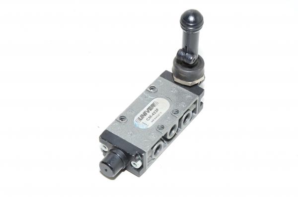 Univer CM-423F Universal sarjan 5/3 asentoon lukkiutuva karaventtiili G1/8" porteilla + CP-913N lyhyt musta vipu